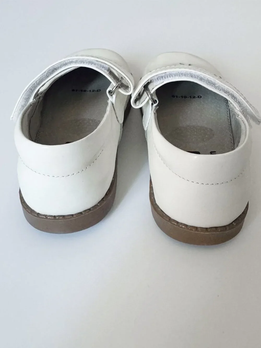 Toddler See Kai Run Mary Jane Mercer White Patent Leather Shoes size 9